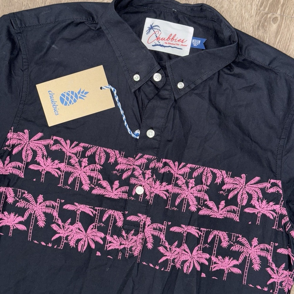 NWT Chubbies The Weekend Getaway Short Sleeve Popover Shirt Mens M Palm Trees